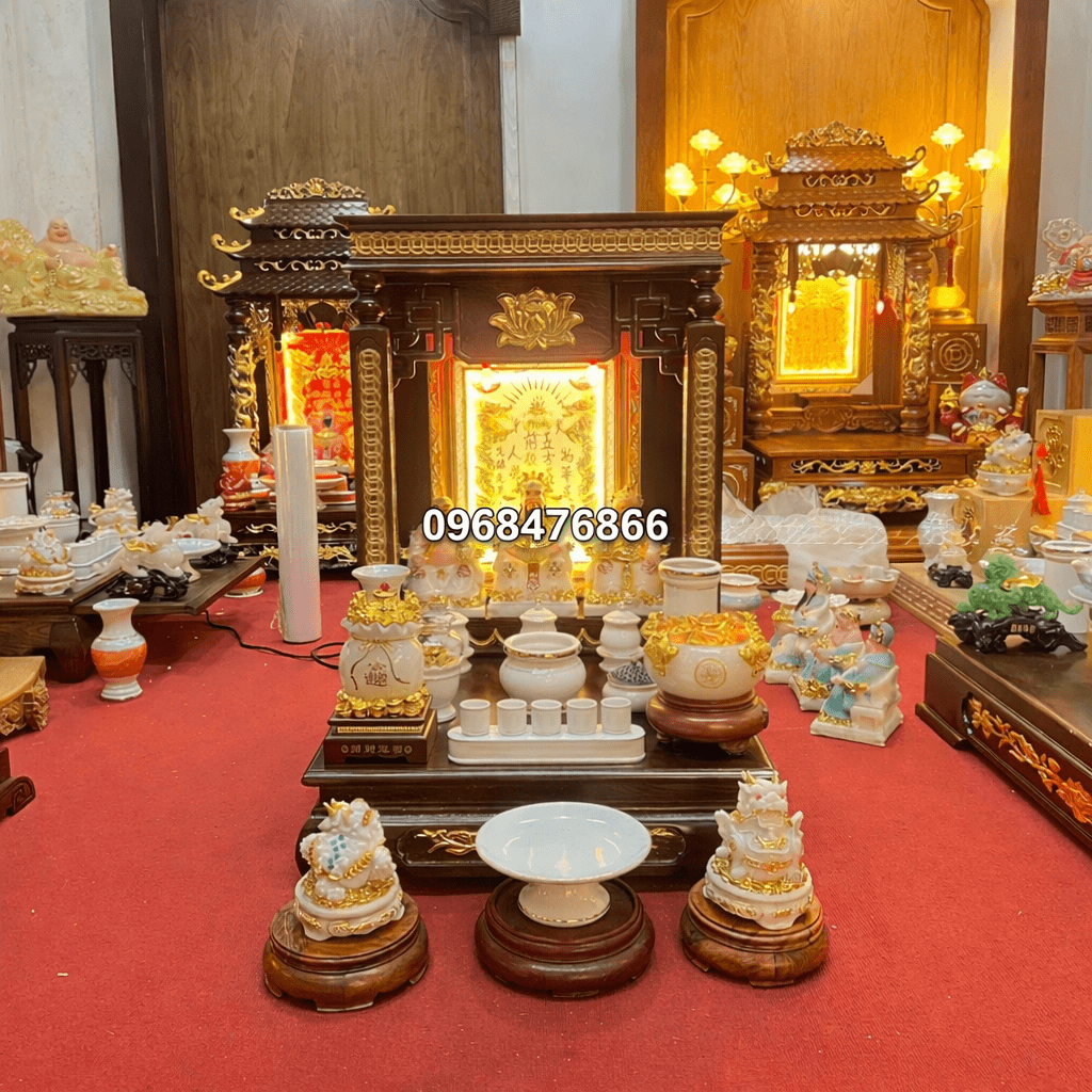 Mẫu bàn thờ Ông Địa sang trọng 2026 BCT-4385